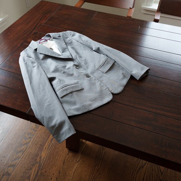 Banana Republic blazer - tailored, flattering, excellent condition - Picture 14 of 16